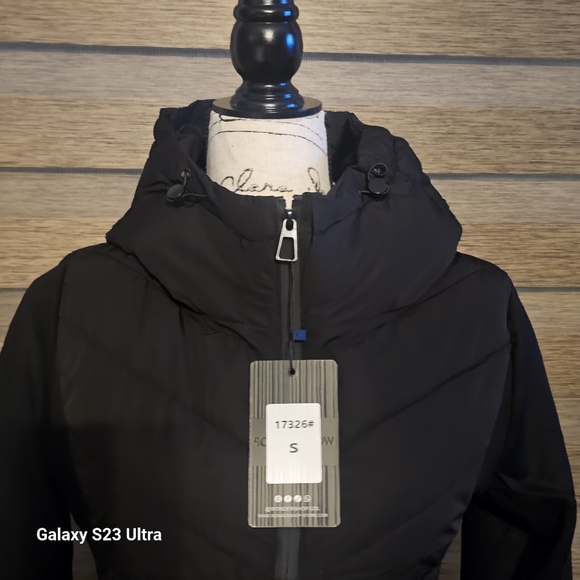 NWT Extra light black Puffer Jacket - Picture 14 of 16